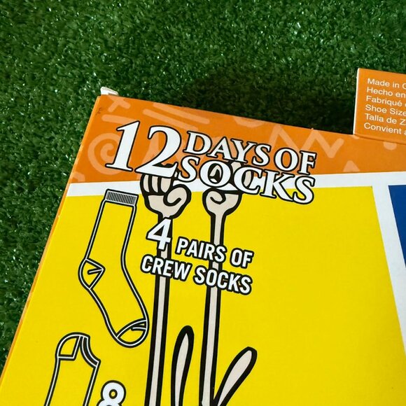 Nickelodeon 12 Days of Novelty Multicolor 4 Crew and 8 Low Cut Socks Sz 6-12 NEW - Picture 11 of 16